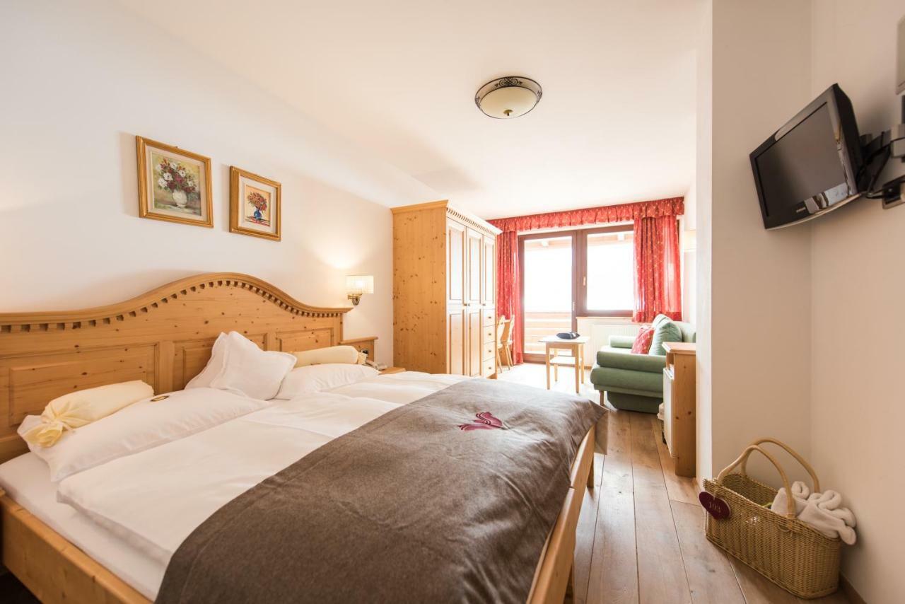 Alpenwellnesshotel St. Veit Sesto Szoba fotó